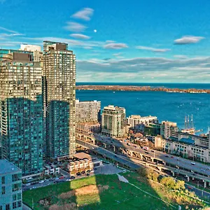 https://luxury-toronto-downtown-condo-2-bedroom-free-parking.hotelstorontoontario.org