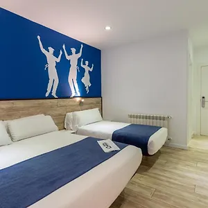 Casual Blue 2*, Bilbao España